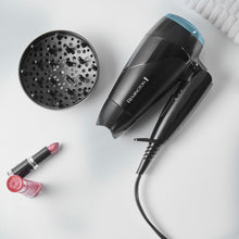 Carica l'immagine nel visualizzatore di Gallery, Remington Asciugacapelli 2000W - Pieghevole e Potente - Asciugacapelli da Viaggio, Bacchetta e Diffusore per styling, 2 livelli di riscaldamento e ventola, On The Go D1500