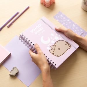 Grupo Erik: Diario Scuola 2024 2025 Pusheen, Agenda settimanale A5 12 mesi, 14,8x21 cm, Diario Pusheen 2024 2025, Agenda Pusheen 2024 2025, Cancelleria Kawaii