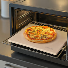 Carica l'immagine nel visualizzatore di Gallery, VEVOR Pietra per Pizza, Pietra da Forno per Pizza Rettangolare in Cordierite da 406 x 355 x 15 mm, con Raschietto, Cordi