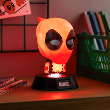 Carica l'immagine nel visualizzatore di Gallery, Luce Icona 3D Deadpool Merchandise Ufficiale Disney Marvel, Luce Notturna per Ufficio, Stanza di Gioco, Camera da Letto 