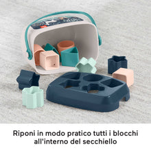 Carica l'immagine nel visualizzatore di Gallery, Fisher-Price - Blocchi Assortiti Cerbiatto blu, Set di 10 Blocchi da Impilare e Identificare per Neonati dai 6 Mesi in su, Giocattolo per Bambini 6+ Mesi, HJP20 [Esclusivo Amazon]