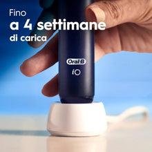 Carica l'immagine nel visualizzatore di Gallery, Oral-B iO 2 Spazzolino Elettrico, con 1 Testina di Ricambio, Nero