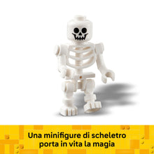Carica l'immagine nel visualizzatore di Gallery, LEGO Granaio di Halloween - Giocattolo da Esposizione con una Minifigure di Scheletro e Accessori Spaventosi tra cui un 