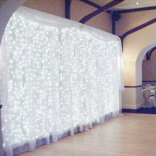 Carica l'immagine nel visualizzatore di Gallery, Zorela 600 LED 6Mx3M Tenda Luminosa Natale Esterno Interno Prolungabile Luci di Natale IP44 Impermeabile con 8 Modalità Tenda Luci Esterno per Natale, Giardino e Matrimonio