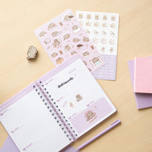 Carica l&#39;immagine nel visualizzatore di Gallery, Grupo Erik: Diario Scuola 2024 2025 Pusheen, Agenda settimanale A5 12 mesi, 14,8x21 cm, Diario Pusheen 2024 2025, Agenda Pusheen 2024 2025, Cancelleria Kawaii