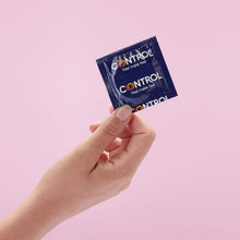 Carica l'immagine nel visualizzatore di Gallery, Control Retard Preservativi in Lattice Naturale con Lubrificante Interno - 24 Profilattici