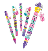 Carica l'immagine nel visualizzatore di Gallery, Clementoni Idea - Laboratorio delle Penne Message, Kit Creativo per Bambini 6+ Anni, con 100+ Accessori e 8 Penne Person