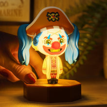 Carica l'immagine nel visualizzatore di Gallery, Paladone, Luce a forma di Buggy il Clown di One Piece, lampada LED a statuetta 3D dell’anime con licenza ufficiale, alim