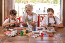 Carica l'immagine nel visualizzatore di Gallery, Jovi - Kit Air Dry da 3 unità - Argilla da modellare autoindurente, essiccazione all'aria senza forno, colore bianco, 3 unità da 500 grammi, ideale per bambini dai 3 anni in su (P85/3)