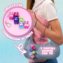 Carica l'immagine nel visualizzatore di Gallery, Goliath - CLICKEEZ Multipack - 5 tasti Kawaii Click Toy - Keycap Tasto Trasformabile in Portachiavi - Effetto ASMR - Fidget Toy - 70 Personaggi Carini ed Esclusivi da Collezione - da 6 Anni