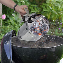 Carica l'immagine nel visualizzatore di Gallery, App Life ACCENDIFUOCO A Carbone con Manico di Sicurezza in Legno per Barbecue CIMINIERA di ACCENSIONE