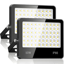 Carica l'immagine nel visualizzatore di Gallery, Faretto LED Da Esterno 50W 2 Pezzi - 5000LM 6500K Super Luminoso Bianco Freddo Faro LED Esterno, IP66 Impermeabile Luce 