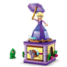 Carica l&#39;immagine nel visualizzatore di Gallery, LEGO Disney Princess Rapunzel Rotante, Giocattolo da Costruire con Mini Bambolina in Abito di Diamante e Pascal, Giochi per Bambine e Bambini da Collezione 43214