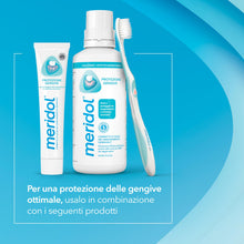 Carica l'immagine nel visualizzatore di Gallery, Meridol Spazzolino Potezione Gengive