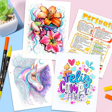Carica l'immagine nel visualizzatore di Gallery, AFXXE Pennarelli lettering 120 colori, punte pennello e doppia sottile, kit per ragazze, bambini e adulti, pennarelli acquerellabili professionali inclusi 3 modelli