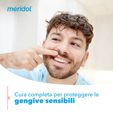 Carica l'immagine nel visualizzatore di Gallery, Meridol Collutorio antibatterico 400ml, lenisce le gengive irritate, protegge lo smalto, Combatte i batteri della placca