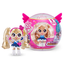 Carica l'immagine nel visualizzatore di Gallery, Itty Bitty Prettys Angel High Glow Goals Series 2 Capsule Doll con 10 accessori a sorpresa Rina di ZURU
