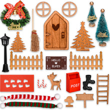 Carica l'immagine nel visualizzatore di Gallery, AOKITO Porta Elfo Natale Kit, Porticina Elfo Natale Legno Accessori, Porta Elfo Magica con Ghirlanda di Natale, Mini Albero Natale, Scopa, Stivali, Scala, Decorazioni Natalizie Regali per Bambini Set