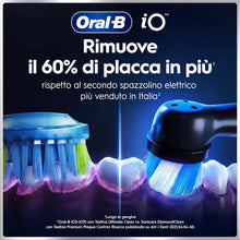Carica l'immagine nel visualizzatore di Gallery, Oral-B iO 6 Spazzolino Elettrico, 2 Testine, Custodia, Dentifricio, Nero
