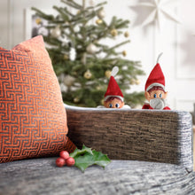 Carica l'immagine nel visualizzatore di Gallery, Toyland® Elves Behavin Badly - Set di 2-12 pollici Elfo Ragazza e Elfo Ragazzo Peluche con Gambe Lunghe, Corpo Morbido e Testa in Vinile - Novità Giocattoli Natalizi