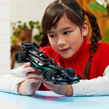 Carica l'immagine nel visualizzatore di Gallery, LEGO Technic Mercedes-AMG F1 W14 E Performance Pull-Back, Gioco Creativo per Bambini e Bambine da 7 Anni in su, Macchina Giocattolo da Costruire, Modellino di Auto da Corsa, Veicolo Idea Regalo 42165