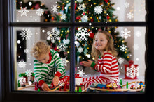 Carica l&#39;immagine nel visualizzatore di Gallery, Niviy 6 Fogli Vetrofanie Natalizie, 247 Pezzi Vetrofanie per Finestre Riutilizzabile con Fiocchi di Neve,Adesivi Autoadesivi Adesivi per Finestre di Natale, Decorazioni Natalizie