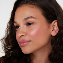 Carica l'immagine nel visualizzatore di Gallery, essence baby got blush risultato istantaneo finish naturale (5,5 g)