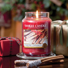 Carica l'immagine nel visualizzatore di Gallery, YANKEE CANDLE Candele In Giara, Cannelle Scintillante, Grande