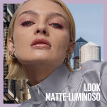 Carica l'immagine nel visualizzatore di Gallery, Maybelline New York Fondotinta a Lunga Tenuta, Per Tutti i Tipi di Pelle, Finish Matte Luminoso, Copertura Medio-Alta, F