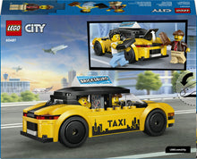 Carica l'immagine nel visualizzatore di Gallery, LEGO City Taxi giallo 60487
