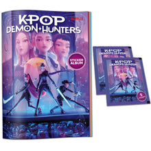 Carica l'immagine nel visualizzatore di Gallery, KPOP DEMON HUNTERS Album con 2 Bustine + Poster in Omaggio, Starter Pack, Offical Stickers Netflix