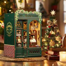 Carica l'immagine nel visualizzatore di Gallery, CUTEBEE Book Nook - Kit fai da te in miniatura, casa delle bambole in miniatura, casa delle bambole fai da te, con protezione antipolvere e luce LED, kit di costruzione per adulti (gufo Bookstore)
