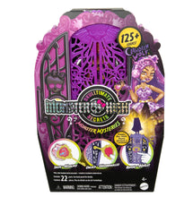 Carica l'immagine nel visualizzatore di Gallery, Monster High - Segreti da Brivido Clawdeen Wolf Misteri Mostruosi, set con bambola e guardaroba, 19 soprese e capi d'abbigliamento inclusi, giocattolo per bambini, 4+ anni, HXH85
