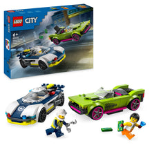 Carica l'immagine nel visualizzatore di Gallery, LEGO City Inseguimento della Macchina da Corsa, Set con 2 Modellini di Auto da Costruire della Polizia, Giocattolo per Bambini e Bambine da 6 Anni in su con Veicolo di Emergenza e 2 Minifigure 60415
