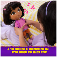 Carica l'immagine nel visualizzatore di Gallery, Dora, L'Esploratrice, Bambola Canta ed Esplora con Musica, Effetti Sonori