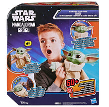 Carica l'immagine nel visualizzatore di Gallery, Star Wars Hasbro, action figure da 25 cm di Grogu Coccolavventura, giocattolo animatronico, peluche interattivo, giocattoli ispirati The Mandalorian and Grogu, dai 4 anni in su
