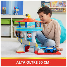 Carica l&#39;immagine nel visualizzatore di Gallery, Paw Patrol, Quartier Generale, con Lanciatore per Veicoli, 2 Personaggi Paw Patrol, Veicolo della Polizia di Chase e Accessori, Giocattolo per Bambini e Bambine, 3+ anni