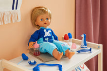 Carica l&#39;immagine nel visualizzatore di Gallery, Cicciobello Bua, Bambola Interattiva con Accessori, Giochi Bambini 2 anni, Cicciobello con Accessori per la Cura Come Termometro e Stetoscopio, Usa il Ciuccio per Farlo Smettere di Piangere!