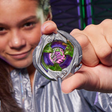 Carica l'immagine nel visualizzatore di Gallery, Hasbro Beyblade X, Set con Lanciatore Victory con Rotazione a Destra e Impugnatura