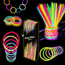 Carica l'immagine nel visualizzatore di Gallery, Kangtaixin Braccialetti luminosi fluorescenti - bracciali luminosi Bambini - 100 Bagliore Colorato Bastoni Bulk con 100 Connettori per Party, Feste Carnevale