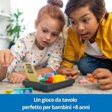 Carica l'immagine nel visualizzatore di Gallery, ThinkFun - Rush Hour Gioco | Giochi Da Tavolo per Bambini 40 Sfide | Bambino e Bambina 8 Anni Idee Regalo | Giochi Bambini 8 Anni | Rush Hour Versione Italiana