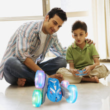 Carica l&#39;immagine nel visualizzatore di Gallery, Cocopa Macchina Telecomandata per Bambini con Luce, Giochi Bambini 4 5 6 7 8 9 Anni, Regalo Bambino 3-12 Ragazzi Regali Giocattoli Natale Compleanno, Auto Radiocomandata 4X4 Truck Giochi Esterno (Blu)