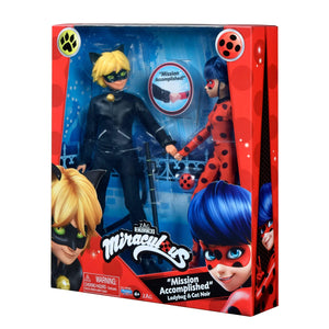 Bandai - Miraculous Ladybug - Set di 2 bambole manichino 26 cm - Ladybug e Chat Noir - Pacchetto Miraculous Bambole - Bambola Ladybug e Bambola Chat Noir - Giocattolo per bambini 4 anni e + - P50365