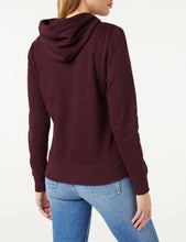 Carica l'immagine nel visualizzatore di Gallery, Amazon Essentials Felpa con Cappuccio in Pile Vestibilità Regular (Taglie Forti Disponibili) Donna, Bordeaux, M