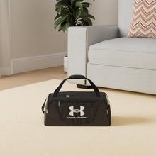 Carica l'immagine nel visualizzatore di Gallery, Under Armour Unisex Undeniable 5.0 Medium Duffle Bag - Black / Black / Metallic Silver - OSFM