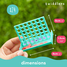 Carica l'immagine nel visualizzatore di Gallery, THE TWIDDLERS - 24 Mini Forza 4, Forza Quattro, 8cm - Gioco Tavolo per Bambini, Riempitivi per Borse da Festa Perfetti, Gadget Compleanno