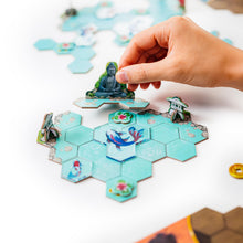 Carica l'immagine nel visualizzatore di Gallery, Koi - Gioco da Tavolo - Gioco Competitivo per Adulti e Bambini dai 10 Anni - 1-4 Giocatori - Durata 45min - Edizione Ita