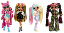 Carica l&#39;immagine nel visualizzatore di Gallery, L.O.L. Surprise! OMG House of Surprises Bambola alla Moda Serie 2, CANDYLICIOUS, Include accessori e supporto per la bambola, Da collezione, Età: 4+ anni, 586111