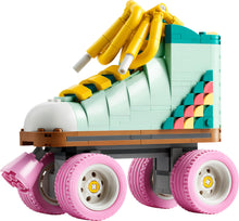 Carica l&#39;immagine nel visualizzatore di Gallery, LEGO Creator 3 in 1 Pattino a Rotelle Retrò Trasformabile in Mini Skateboard o Radio Giocattolo Boom Box, Giochi per Bambine, Bambini, Ragazze e Ragazzi da 8 Anni, Idea Regalo di Compleanno 31148
