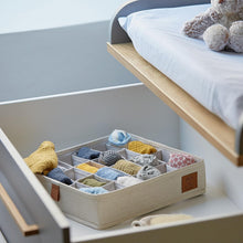 Carica l'immagine nel visualizzatore di Gallery, LOVE IT STORE IT Premium Organizer Cassetti -Organizzatore Armadio Pieghevole con 24 Scomparti - Set da 2 - Rinforzi in Cartone -30x30x8cm - Beige